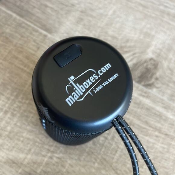 HIGH SIERRA KODIAK IPX7 Outdoor Bluetooth Speaker - Picture 2 of 9